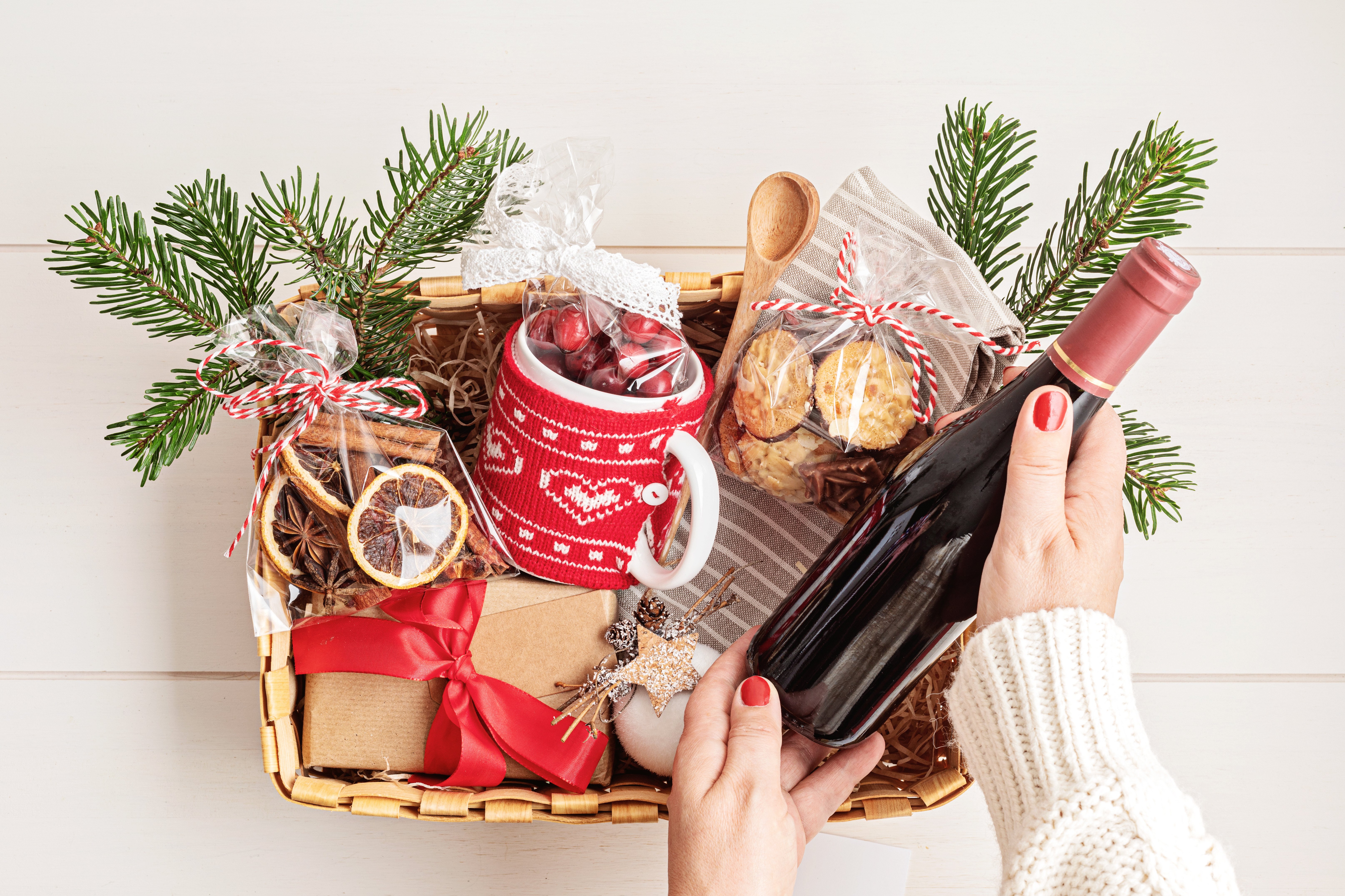 The Value of a Personalized Holiday Gift in Business